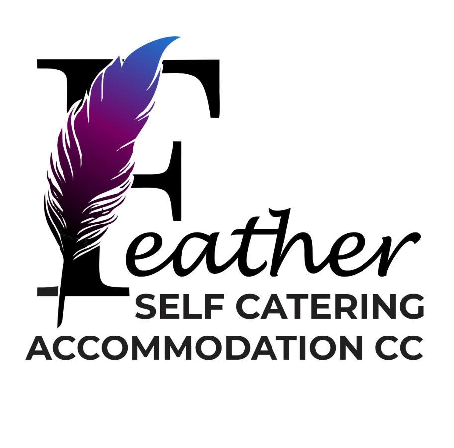 Feather Self Catering Accommodation Windhoek Eksteriør billede